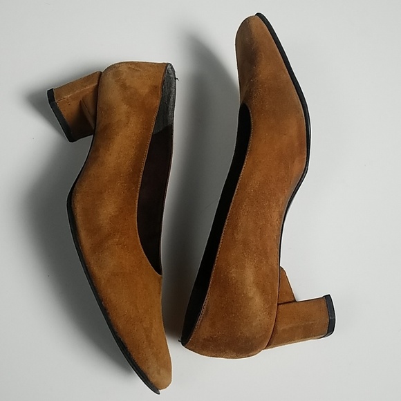 Stuart Weitzman Tan Suede Block Heels 8.5 - Picture 3 of 5